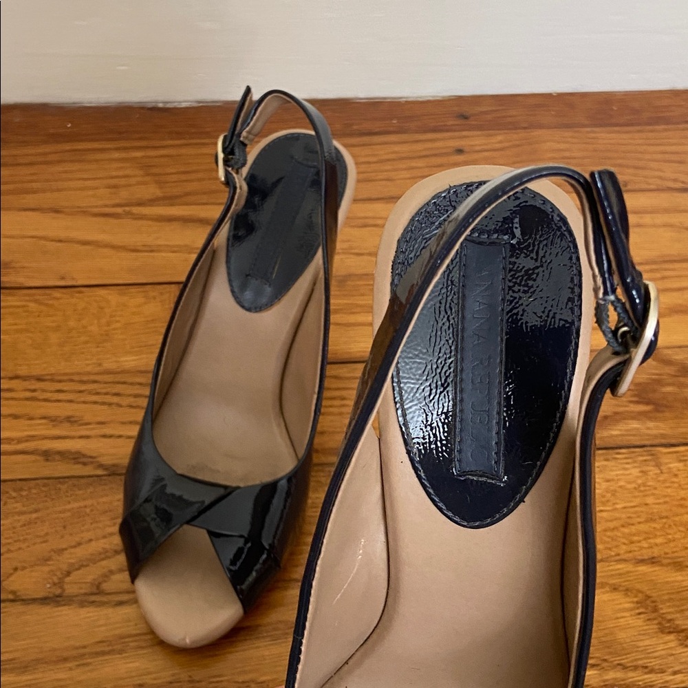 Banana Republic Navy Patent Leather Wedge Slingback Sandals - Picture 4 of 6